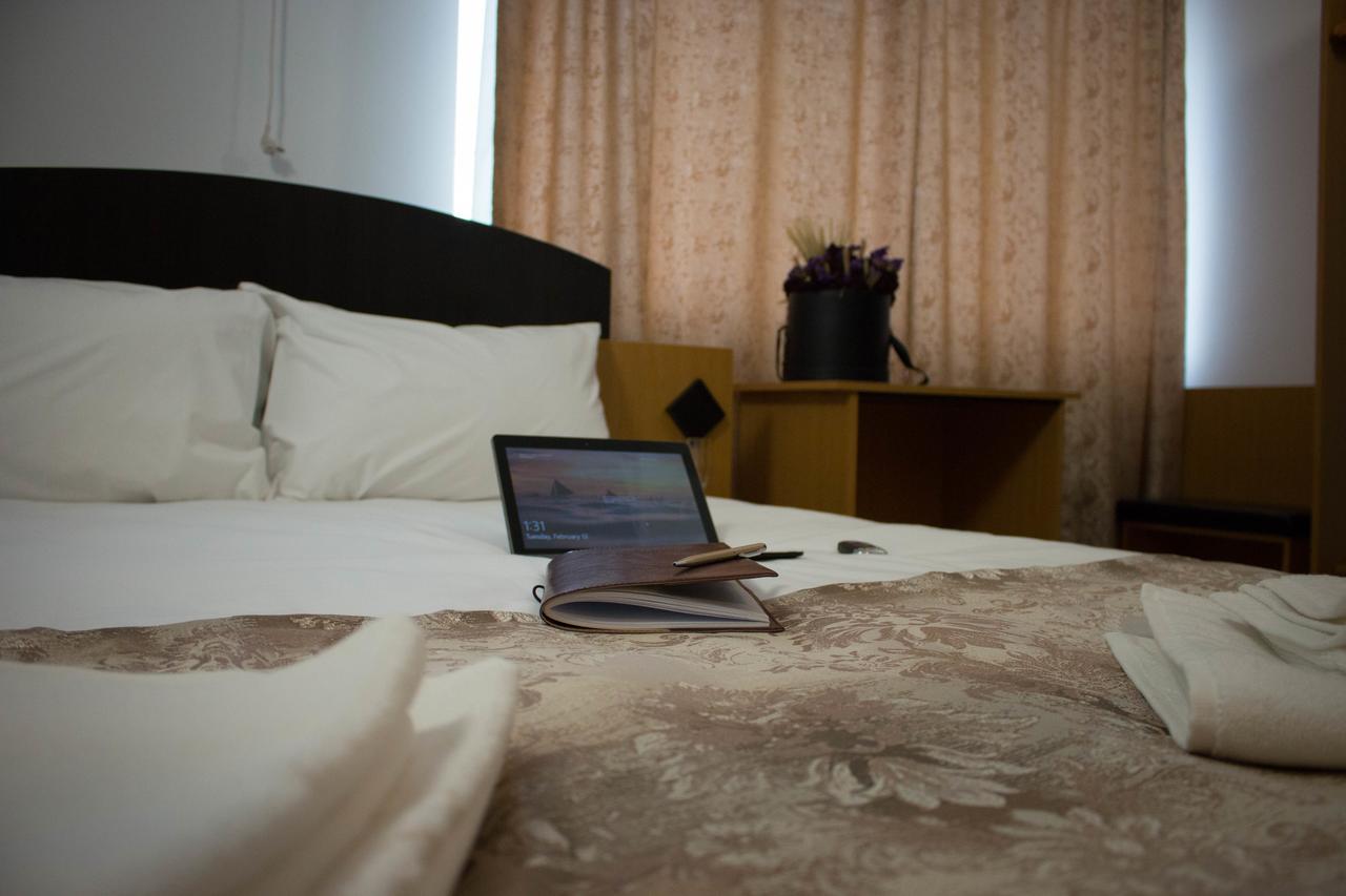 Rent Room N&S Яссы Экстерьер фото