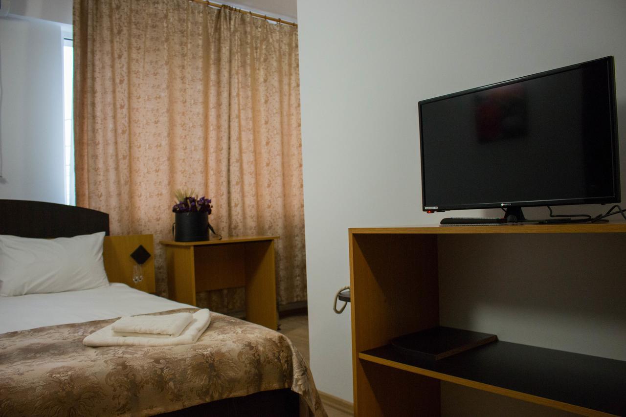 Rent Room N&S Яссы Экстерьер фото
